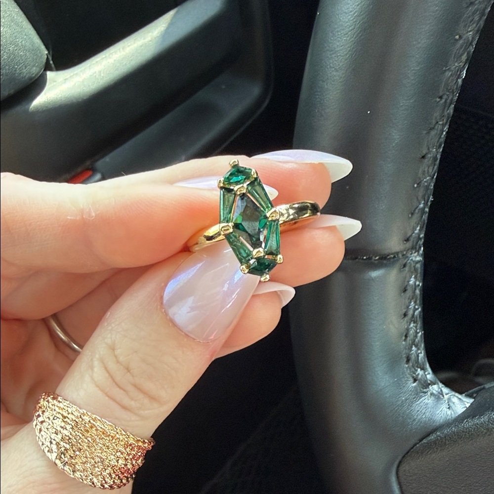 Kendra Scott green gem ring